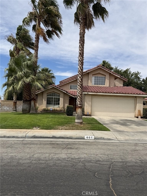601 Esther - Photo 1