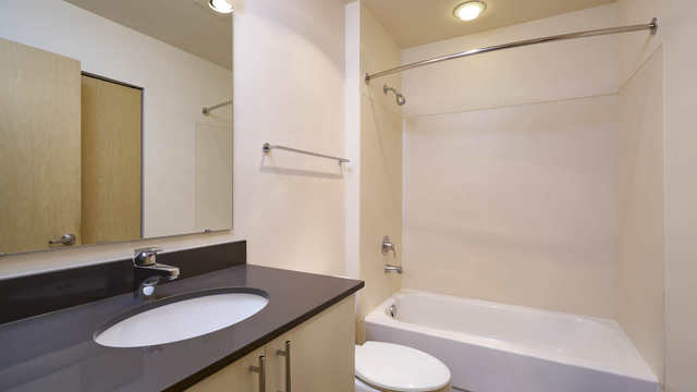 1408 E Union St - Photo 1