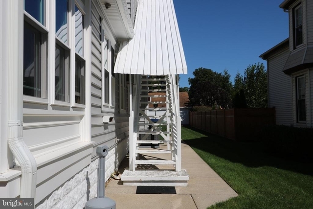 136 Morrison Avenue - Photo 1