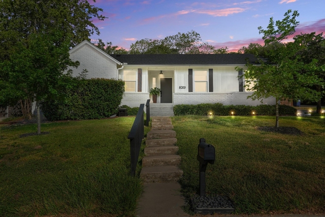 8200 Dunn St - Photo 1