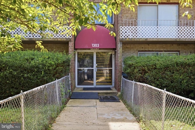 1303 Congress Street Se - Photo 1
