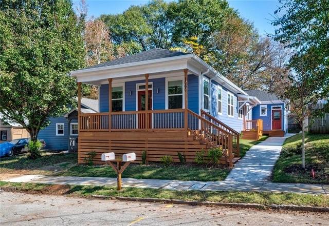 1060 Grant Way Se - Photo 1