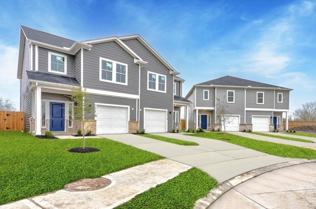 4804 Centipede Road - Photo 1