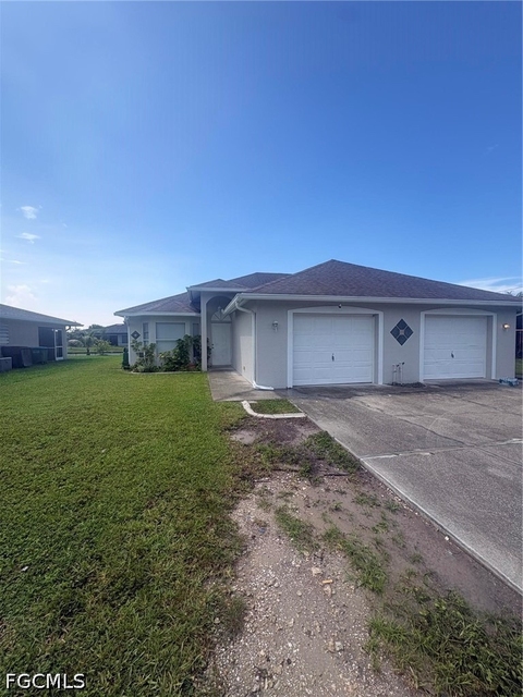 2202 Ne 6th Street - Photo 1