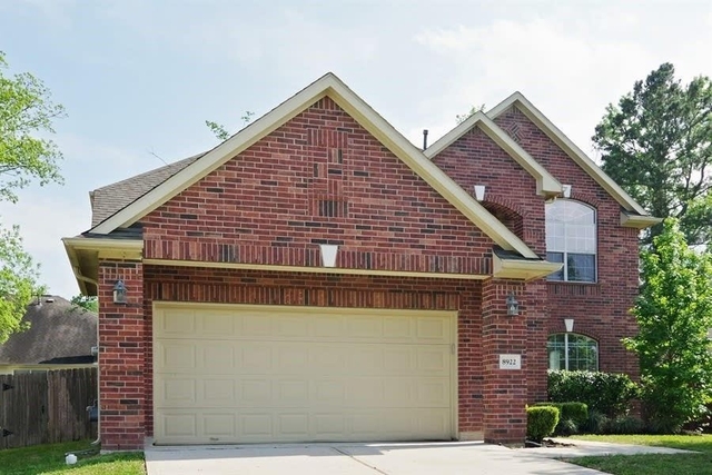 8922 Sailing Drive - Photo 1