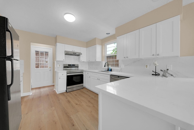 2109 Nantucket Drive - Photo 1