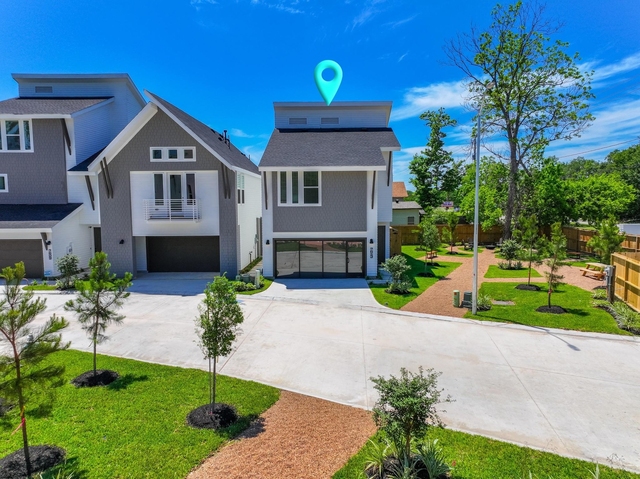 7613 Victory Reserve Street - Photo 1