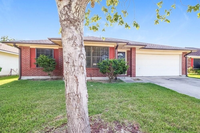 10815 Malden Drive - Photo 1