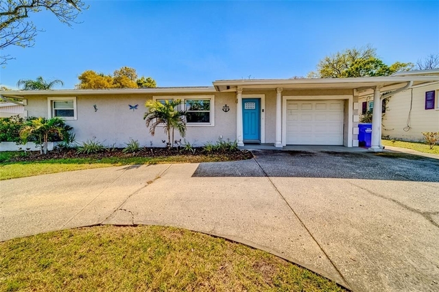 11472 Park Boulevard - Photo 1