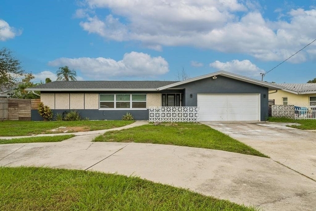 1658 Indian Rocks Road S - Photo 1