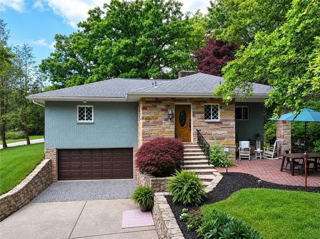 109 Oak Ridge Drive - Photo 1