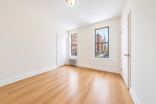 328 East 14th Street - Photo 1