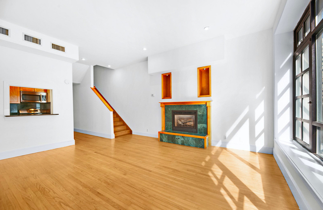 East 57th Street - Photo 1