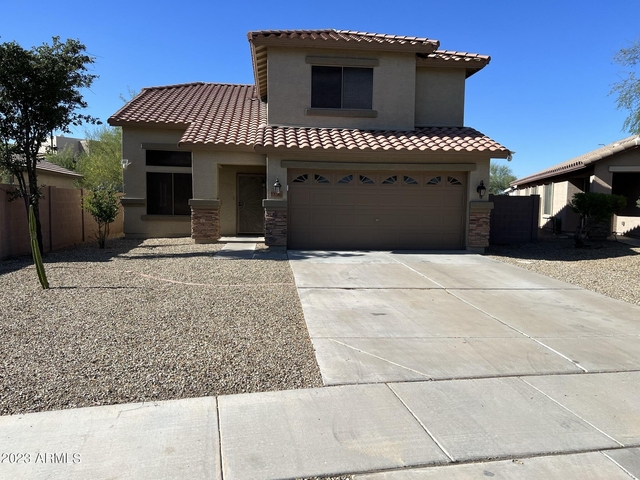 11366 W Buchanan Street - Photo 1