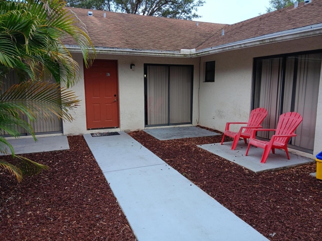 1507 Hawthorne Place - Photo 1