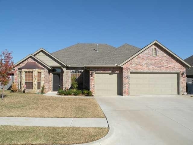 8709 Nw 105th Street - Photo 1