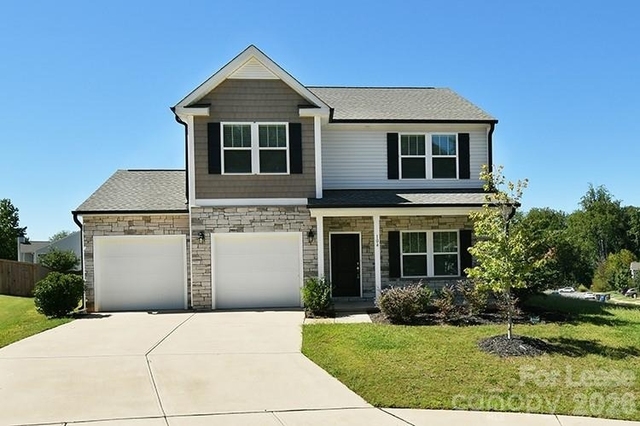104 Trissy Court - Photo 1