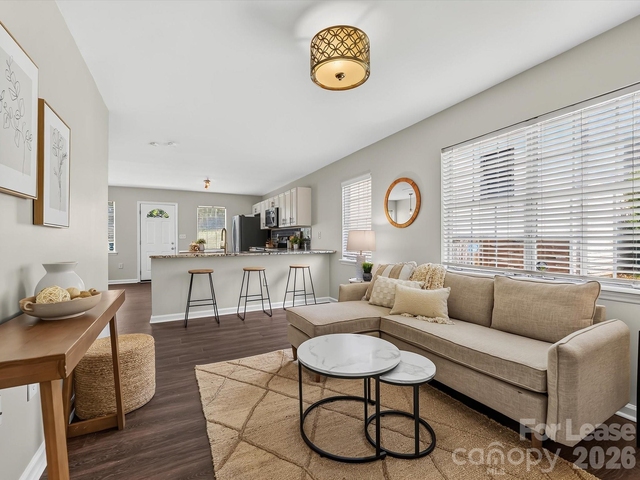 1521 Sumter Avenue - Photo 1