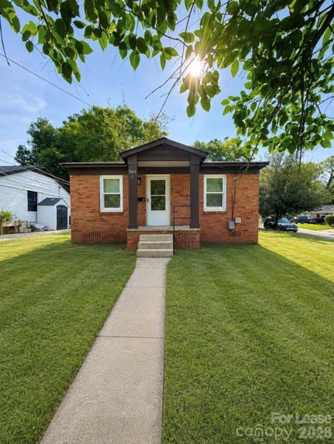 1900 Welch Place - Photo 1