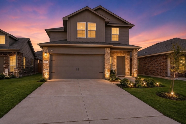 822 Shear Drive - Photo 1