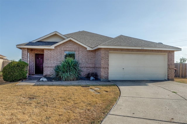 409 Bonnie Court - Photo 1