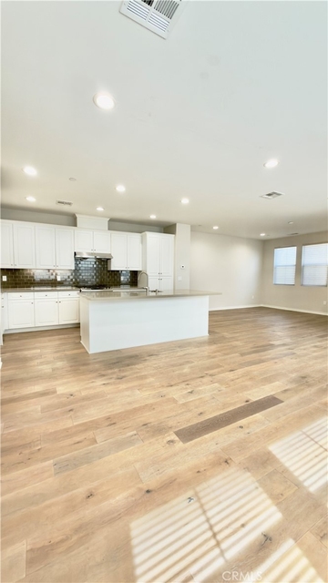 130 Greenleaf Drive - Photo 1