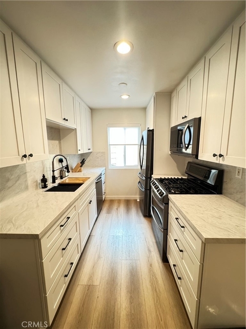 9950 Jordan Avenue - Photo 1