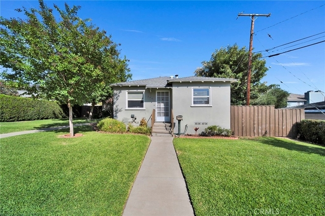 240 N Shamrock - Photo 1