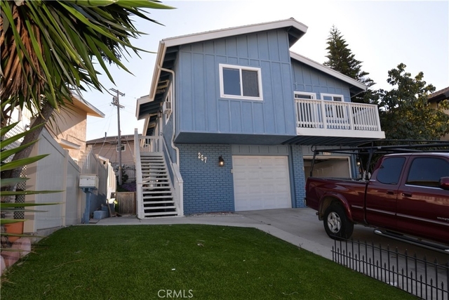 257 Avenida Victoria - Photo 1