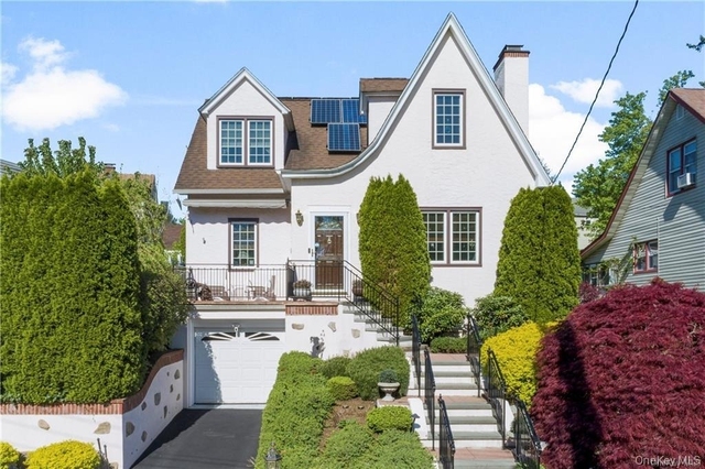 11 Pleassant Ave - Photo 1