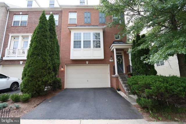 4469 Monmouth Street - Photo 1