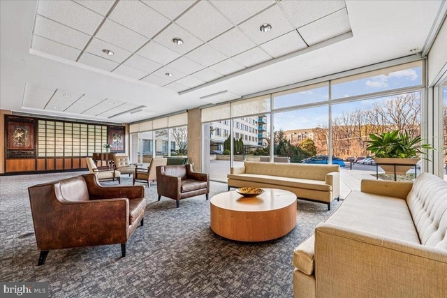 10500 Rockville Pike - Photo 1
