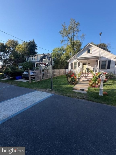 304 Marshall Street - Photo 1