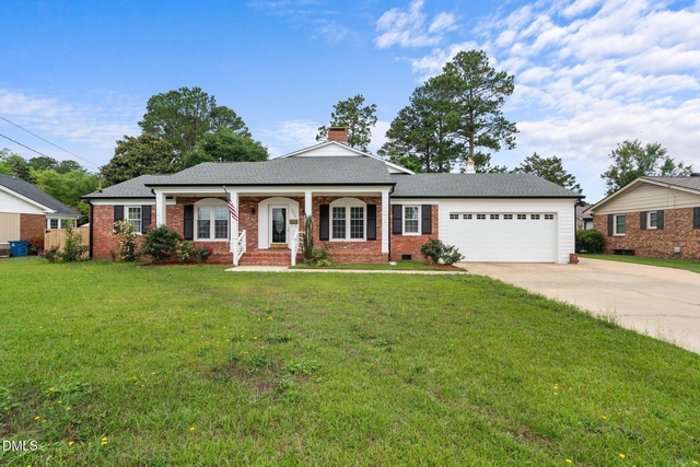 1505 Fairview Street - Photo 1