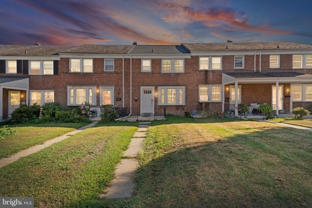205 Ridge Avenue - Photo 1