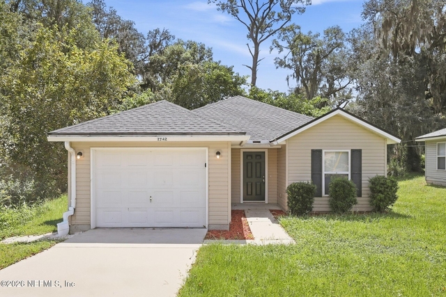 2742 Aubrey Avenue - Photo 1