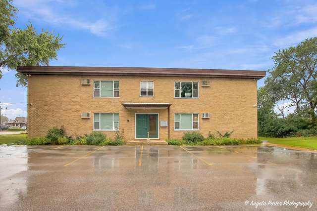 420 S Lake Street - Photo 1