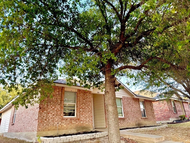 745 Grambling Dr - Photo 1