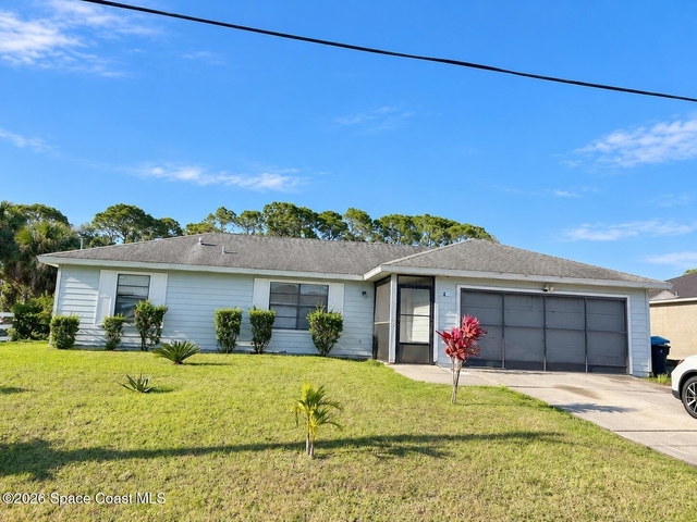 1333 Hazel Street Nw - Photo 1