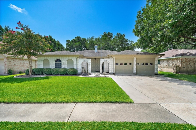 4811 Marywood Drive - Photo 1