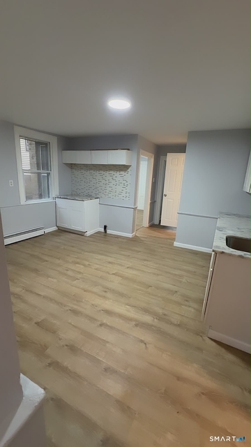 82 Wolcott Street - Photo 1