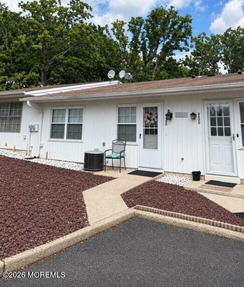 840 E Inverness Court - Photo 1