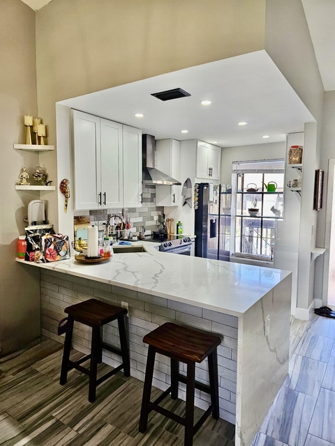2339 Sw 15th Street - Photo 1