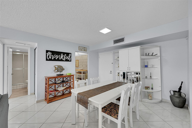 525 N Ocean Boulevard - Photo 1