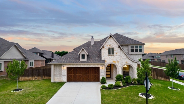 2613 Turning Leaf Lane - Photo 1