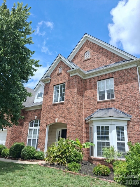 1552 Fitzgerald Street Nw - Photo 1