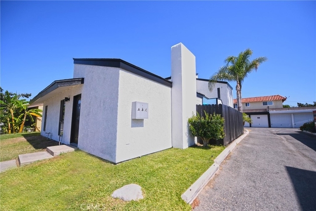 2264 Pamela Lane - Photo 1
