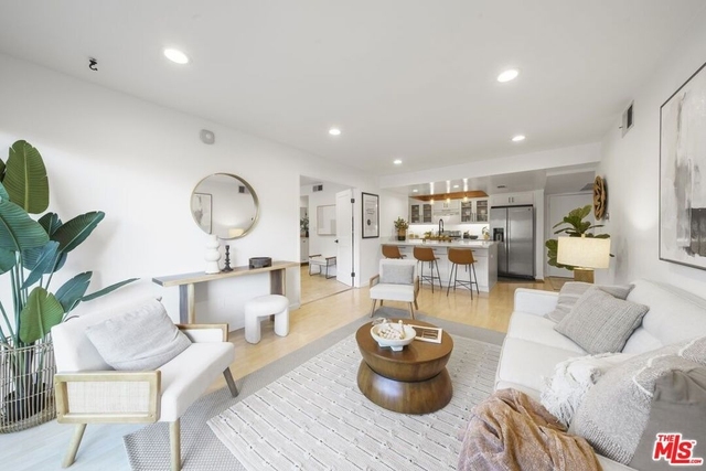 2700 E Cahuenga Boulevard - Photo 1
