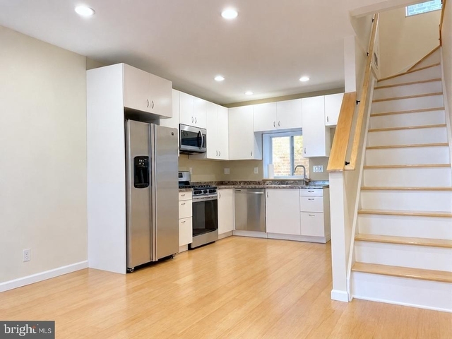 748 Catharine Street - Photo 1