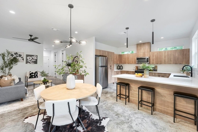 4805 Sara Dr - Photo 1